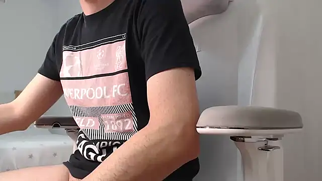 delgadopollon1991 online show from December 2025 06:26:01 PM