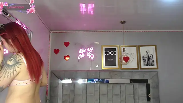 Red Bunny v online show from March 2026 01:04:02 PM