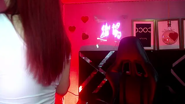 Red Bunny v online show from May 2026 01:08:01 PM