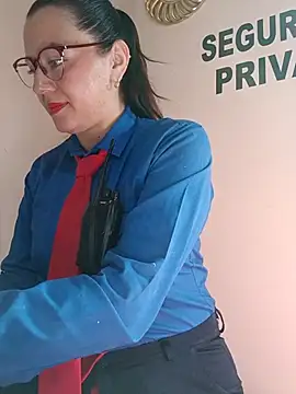 Hannah-colx online show from September 2025 01:00:01 PM