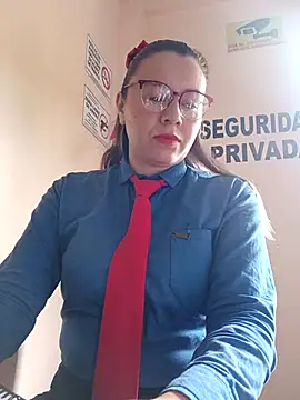 Snapshot of Hannah-colx chatting on April 2026 05:06:02 PM Hannah-colx online show from April 2026 05:06:02 PM