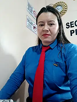 Snapshot of Hannah-colx chatting on April 2026 04:10:02 PM Hannah-colx online show from April 2026 04:10:02 PM
