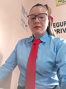 Snapshot of Hannah-colx chatting on April 2026 01:12:01 PM Hannah-colx online show from April 2026 01:12:01 PM