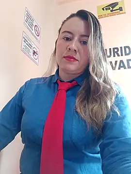 Snapshot of Hannah-colx chatting on April 2026 01:20:01 PM Hannah-colx online show from April 2026 01:20:01 PM