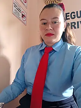 Snapshot of Hannah-colx chatting on May 2026 04:04:02 PM Hannah-colx online show from May 2026 04:04:02 PM