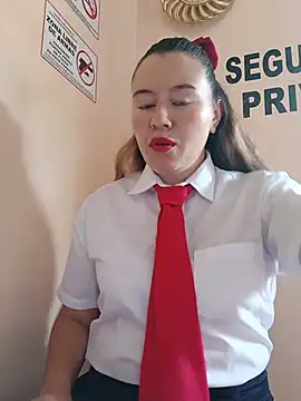 Snapshot of Hannah-colx chatting on May 2026 03:30:01 PM Hannah-colx online show from May 2026 03:30:01 PM