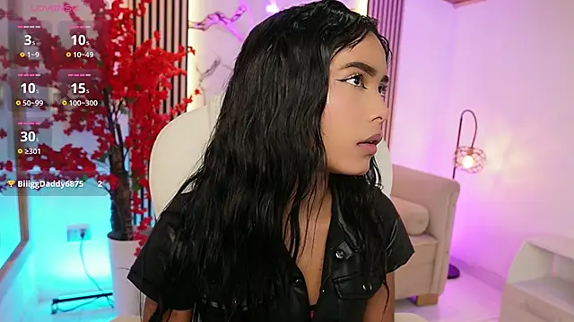 Snapshot of GiaNovak chatting on November 2025 11:42:02 AM GiaNovak online show from November 2025 11:42:02 AM