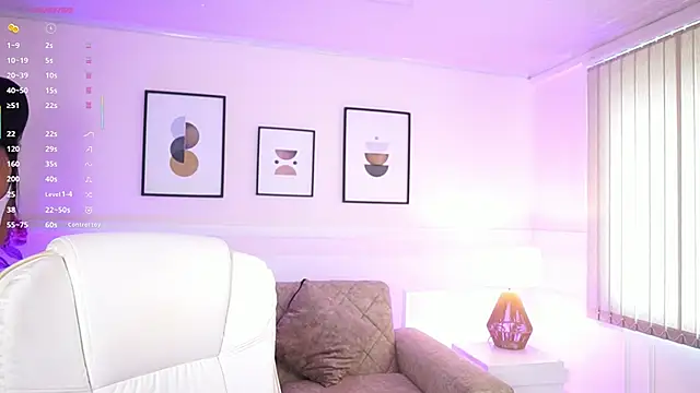 Snapshot of GiaNovak chatting on April 2026 07:18:02 PM GiaNovak online show from April 2026 07:18:02 PM