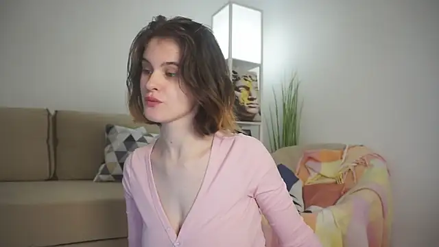 Iris pure online show from September 2025 06:41:02 PM