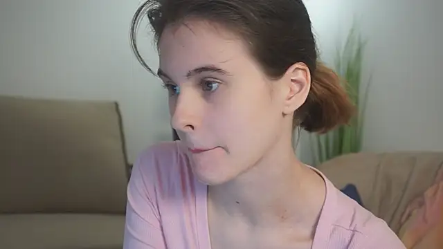 Iris pure online show from September 2025 06:42:01 PM