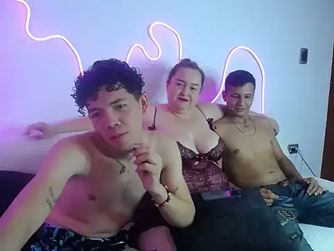 Snapshot of brutal_dirty_sex chatting on September 2025 02:30:02 PM brutal dirty sex online show from September 2025 02:30:02 PM