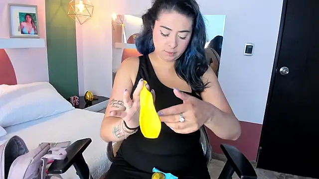 ValeryBoobs1 online show from May 2026 01:30:01 PM