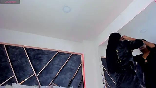 Snapshot of SusanaHenao chatting on November 2025 05:35:01 PM SusanaHenao online show from November 2025 05:35:01 PM