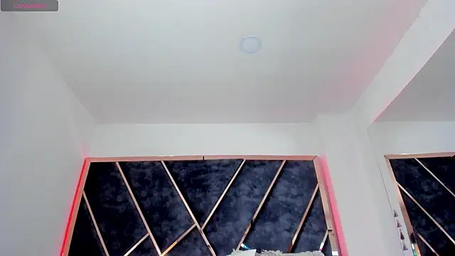 Snapshot of SusanaHenao chatting on December 2025 03:41:02 PM SusanaHenao online show from December 2025 03:41:02 PM