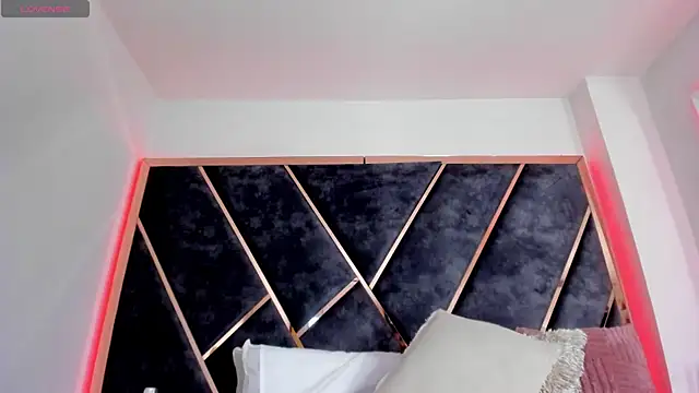 Snapshot of SusanaHenao chatting on January 2026 05:37:01 PM SusanaHenao online show from January 2026 05:37:01 PM