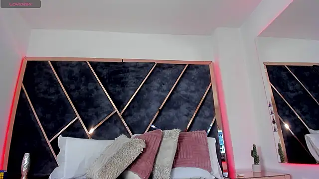 Snapshot of SusanaHenao chatting on January 2026 05:18:01 PM SusanaHenao online show from January 2026 05:18:01 PM