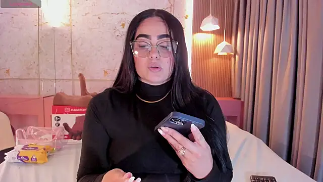 sofiiacarson online show from June 2026 07:48:01 PM
