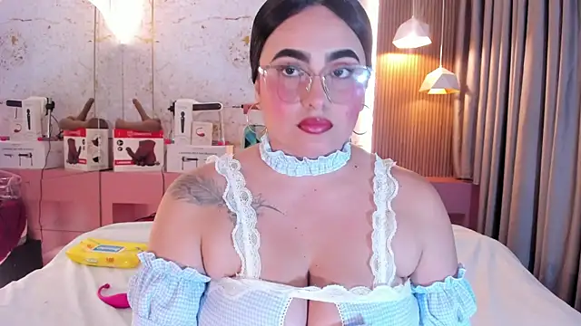sofiiacarson online show from July 2026 07:45:01 PM