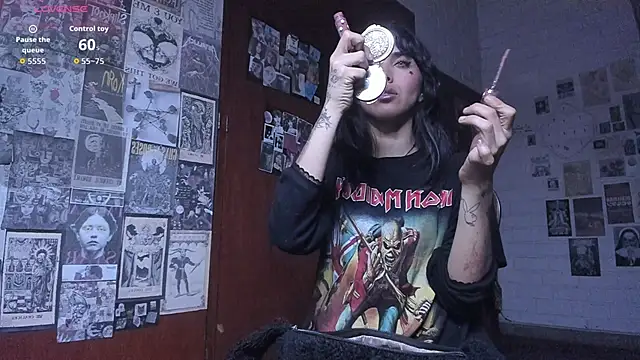 Snapshot of DiosaSexSymbol chatting on October 2025 05:27:02 AM DiosaSexSymbol online show from October 2025 05:27:02 AM