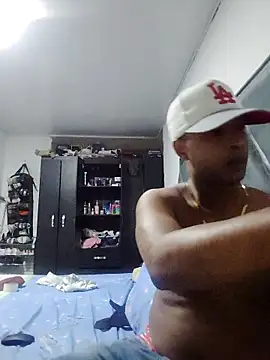 Perropa online show from March 2026 12:03:02 AM