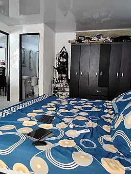 Perropa online show from March 2026 03:35:02 PM