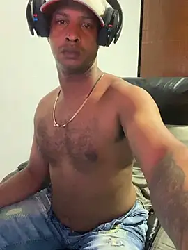 Perropa online show from April 2026 02:01:01 AM