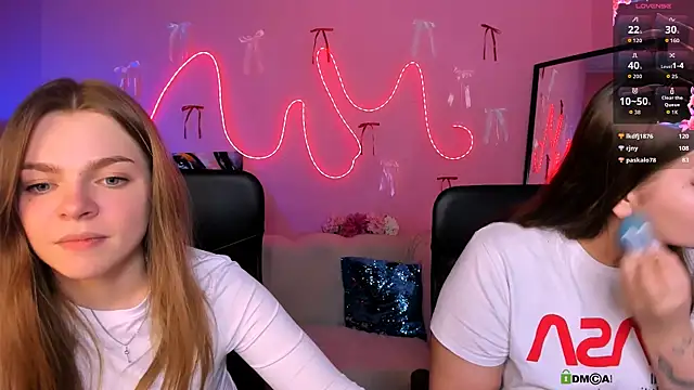 Snapshot of veronica_bubble chatting on April 2026 07:08:01 PM veronica bubble online show from April 2026 07:08:01 PM