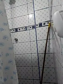 Exotic19cm online show from December 2025 11:03:02 PM