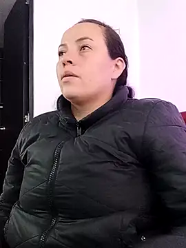  honey12 online show from September 2025 01:00:01 PM