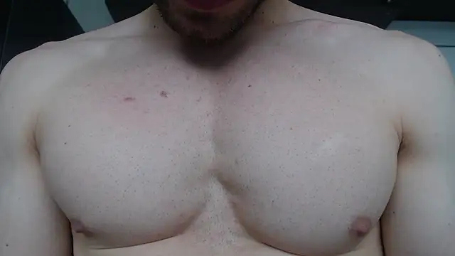 Snapshot of Rocky_Muscle chatting on December 2025 04:46:01 PM Rocky Muscle online show from December 2025 04:46:01 PM