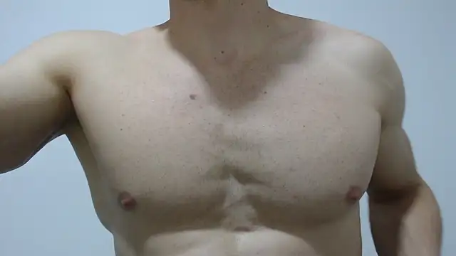 Snapshot of Rocky_Muscle chatting on January 2026 10:24:01 PM Rocky Muscle online show from January 2026 10:24:01 PM