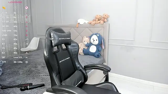 Snapshot of Yunleah chatting on September 2025 01:41:02 AM Yunleah online show from September 2025 01:41:02 AM