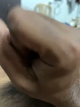 usermood2000 online show from April 2026 07:31:01 AM