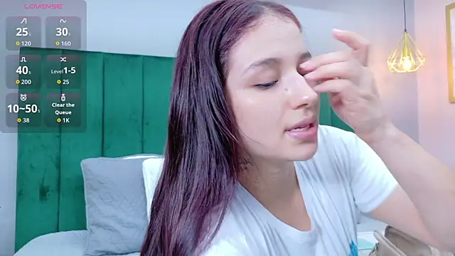 Ashley Evans22 online show from March 2026 09:31:01 PM