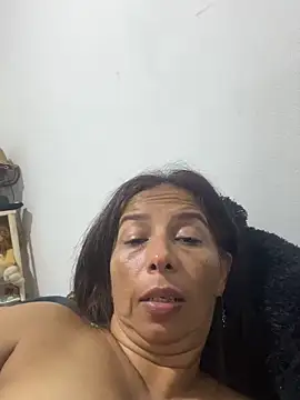 maleja23 online show from November 2025 02:32:02 AM