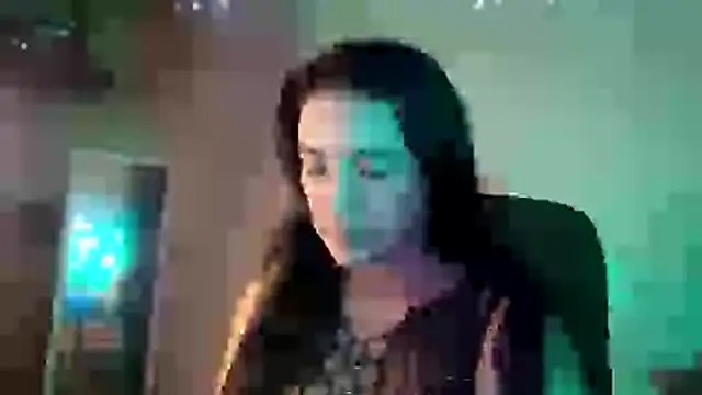 MiiaVelasquez online show from July 2026 04:52:02 AM