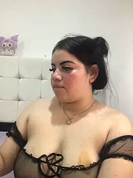 Snapshot of Kuromy_x chatting on March 2026 04:24:02 PM Kuromy x online show from March 2026 04:24:02 PM