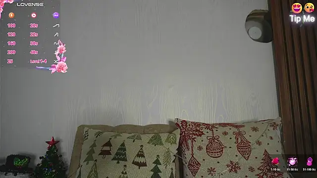 Snapshot of Roxybeautyy chatting on December 2025 09:55:01 PM Roxybeautyy online show from December 2025 09:55:01 PM