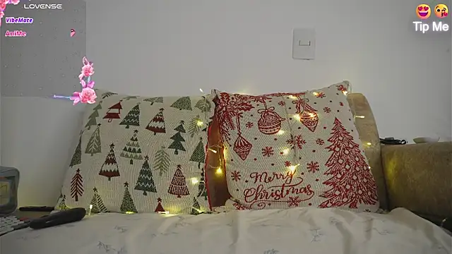 Snapshot of Roxybeautyy chatting on February 2026 09:30:02 AM Roxybeautyy online show from February 2026 09:30:02 AM