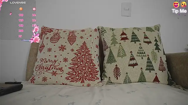 Snapshot of Roxybeautyy chatting on February 2026 09:35:02 AM Roxybeautyy online show from February 2026 09:35:02 AM