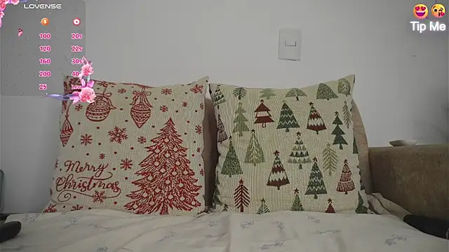 Snapshot of Roxybeautyy chatting on February 2026 09:21:02 AM Roxybeautyy online show from February 2026 09:21:02 AM