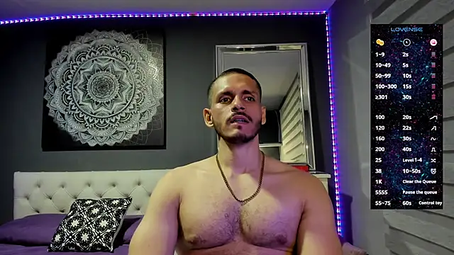 Snapshot of TianZilac chatting on September 2025 11:43:01 PM TianZilac online show from September 2025 11:43:01 PM