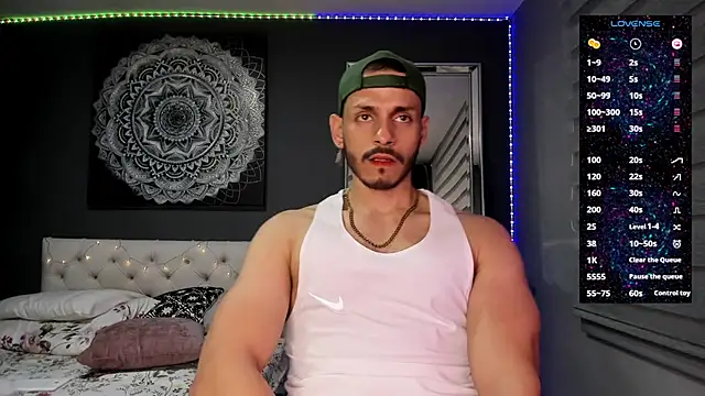 Snapshot of TianZilac chatting on October 2025 11:10:02 PM TianZilac online show from October 2025 11:10:02 PM