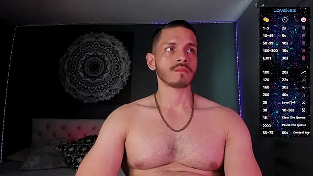 Snapshot of TianZilac chatting on December 2025 09:32:02 PM TianZilac online show from December 2025 09:32:02 PM