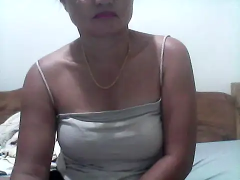 nathalie0045 online show from February 2026 11:29:02 AM