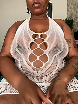 Snapshot of fatpussydallx chatting on May 2026 07:48:02 AM fatpussydallx online show from May 2026 07:48:02 AM