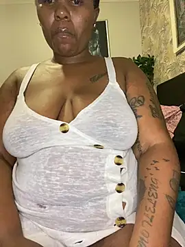 Snapshot of fatpussydallx chatting on May 2026 07:54:02 PM fatpussydallx online show from May 2026 07:54:02 PM