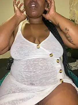 Snapshot of fatpussydallx chatting on May 2026 05:43:02 PM fatpussydallx online show from May 2026 05:43:02 PM