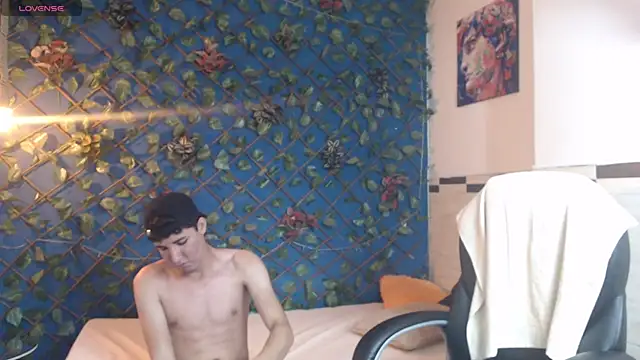 Snapshot of whitebull2606 chatting on September 2025 12:38:02 PM whitebull2606 online show from September 2025 12:38:02 PM