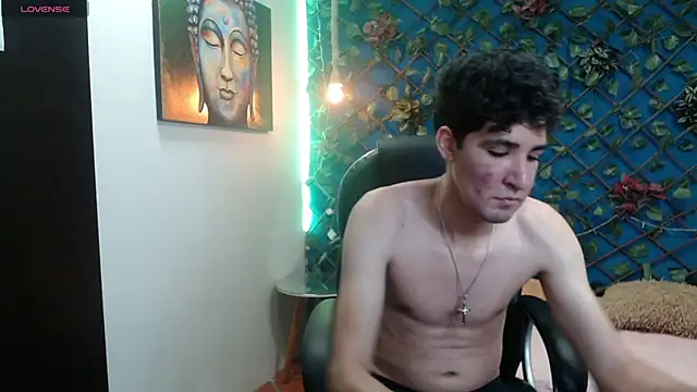 Snapshot of whitebull2606 chatting on October 2025 12:41:02 PM whitebull2606 online show from October 2025 12:41:02 PM